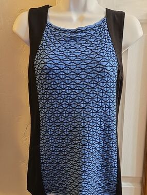 Liz Claiborne Blue and Black Sleeveless Knit Top
